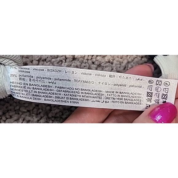 🖤 ZARA Knit Cropped Pullover – White & Black Stripes – Women’s Small – EUC 🤍 - Picture 6 of 7